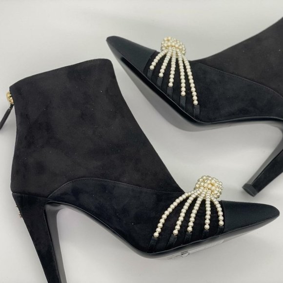 CHANEL 20A Suede Pearl Embellished CC Logo Heels Ankle Booties Boots - Picture 10 of 13